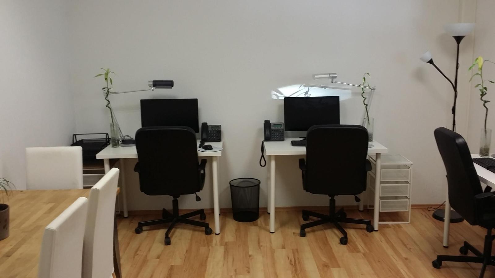 Privates Büro für 3-4 Personen