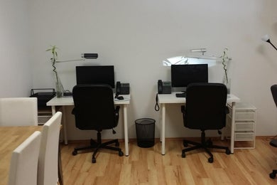 Privates Büro für 3-4 Personen