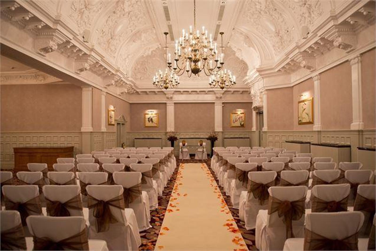 Cloisters Suite