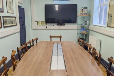 Conference Room - 12 people