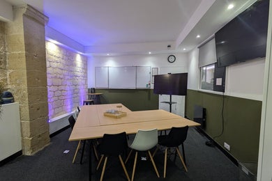 Salle de réunion - 2 à 6 personnes