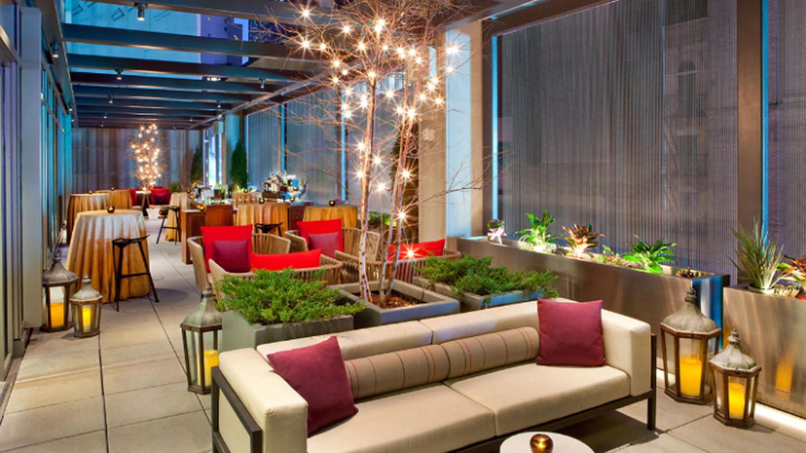 Salon Terrace