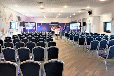 The Greenalls 40/Twenty Lounge