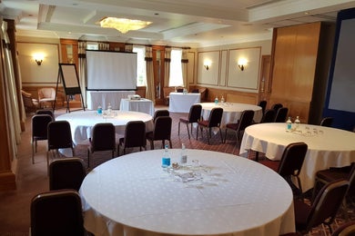 Aylesford and Guernsey Suite