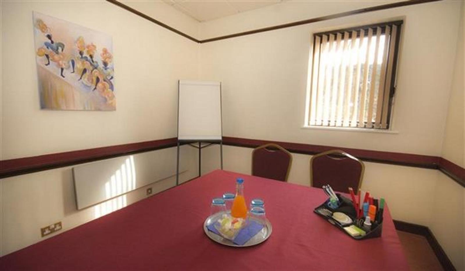 Lautrec Meeting Room