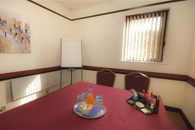 Lautrec Meeting Room