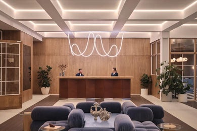 Fora - 210 Euston