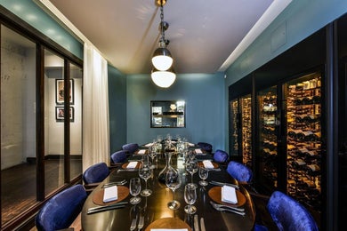 Magnum Room
