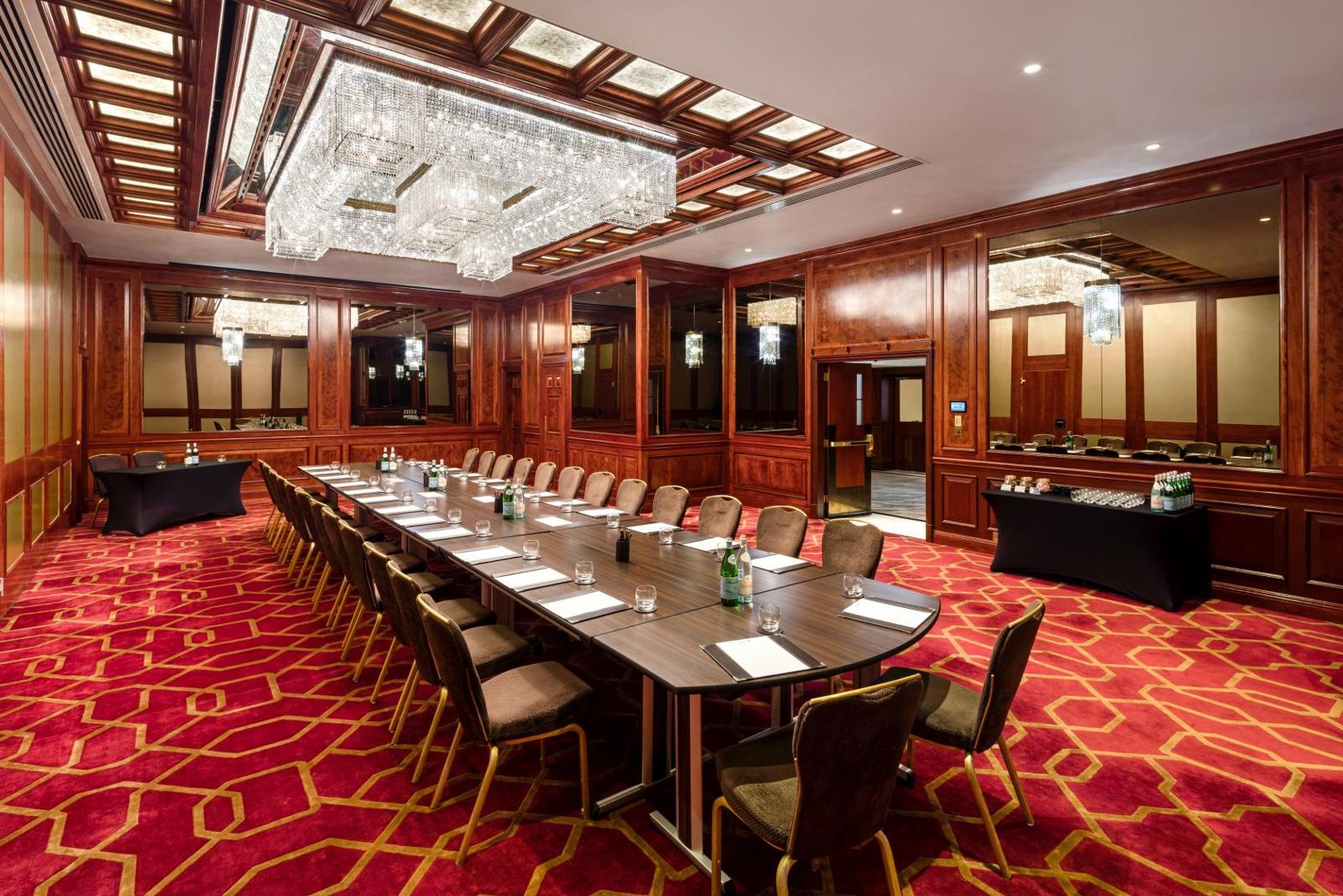 County Suite