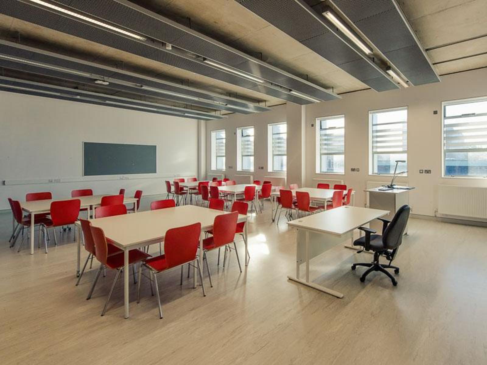 Meeting Rooms for 40 E/F Block