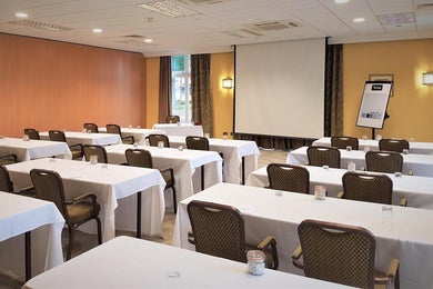 Kenilworth Suite (New..)