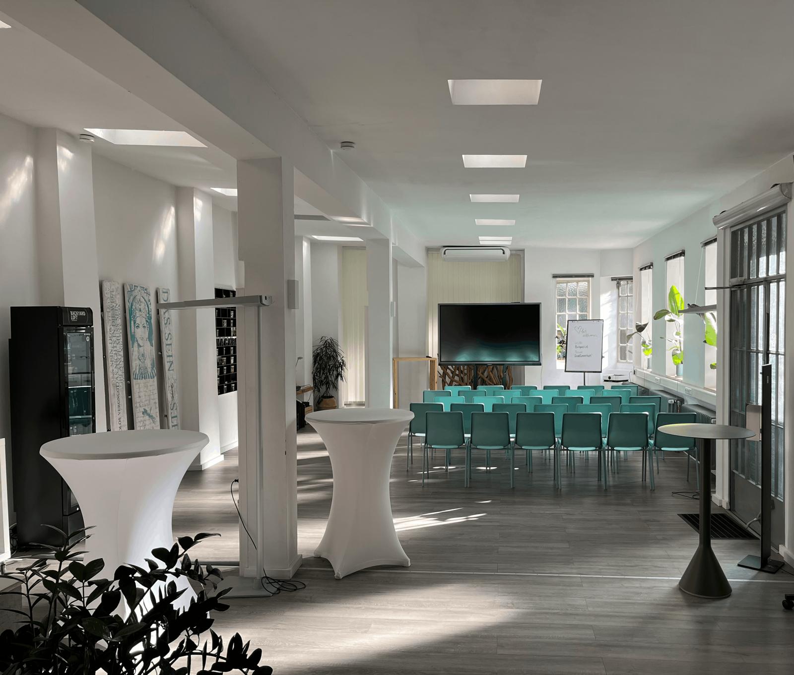 Backyard Loft | Sanostra