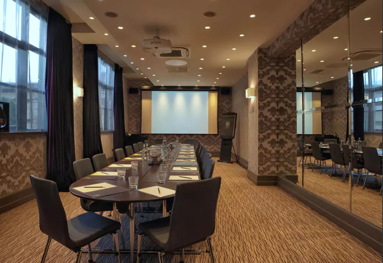 FUNCTION ROOM