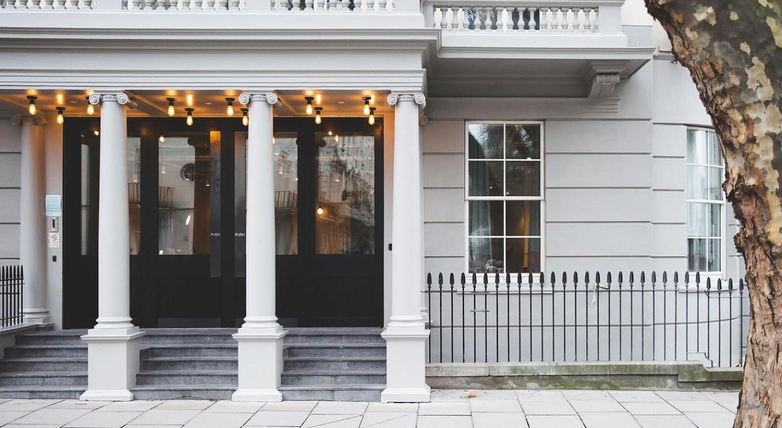 Fora - Eccleston Square (Thomas House)