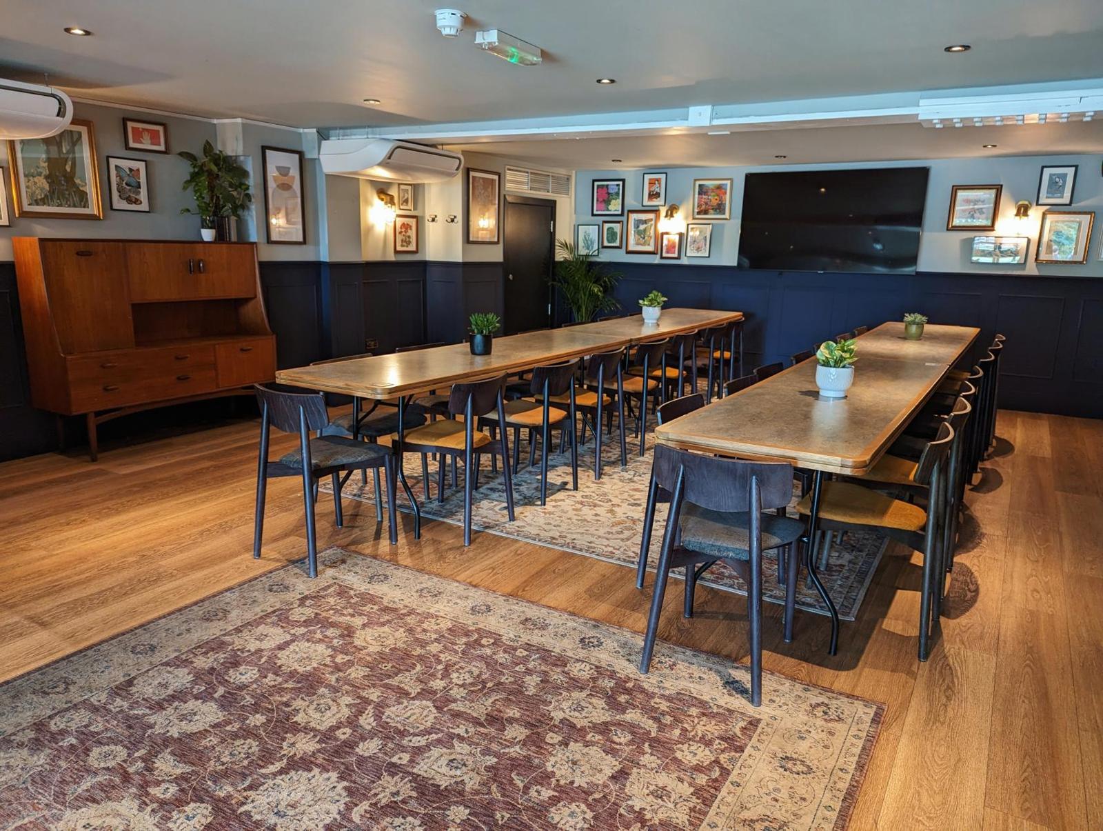 Banyard Room & Lookout Terrace