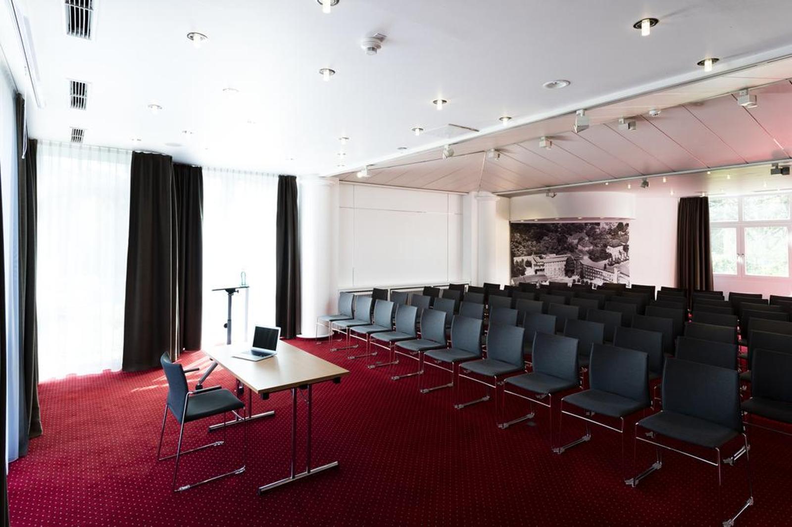 Salon 4