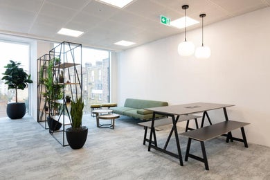 Luma - 330 Clapham Road