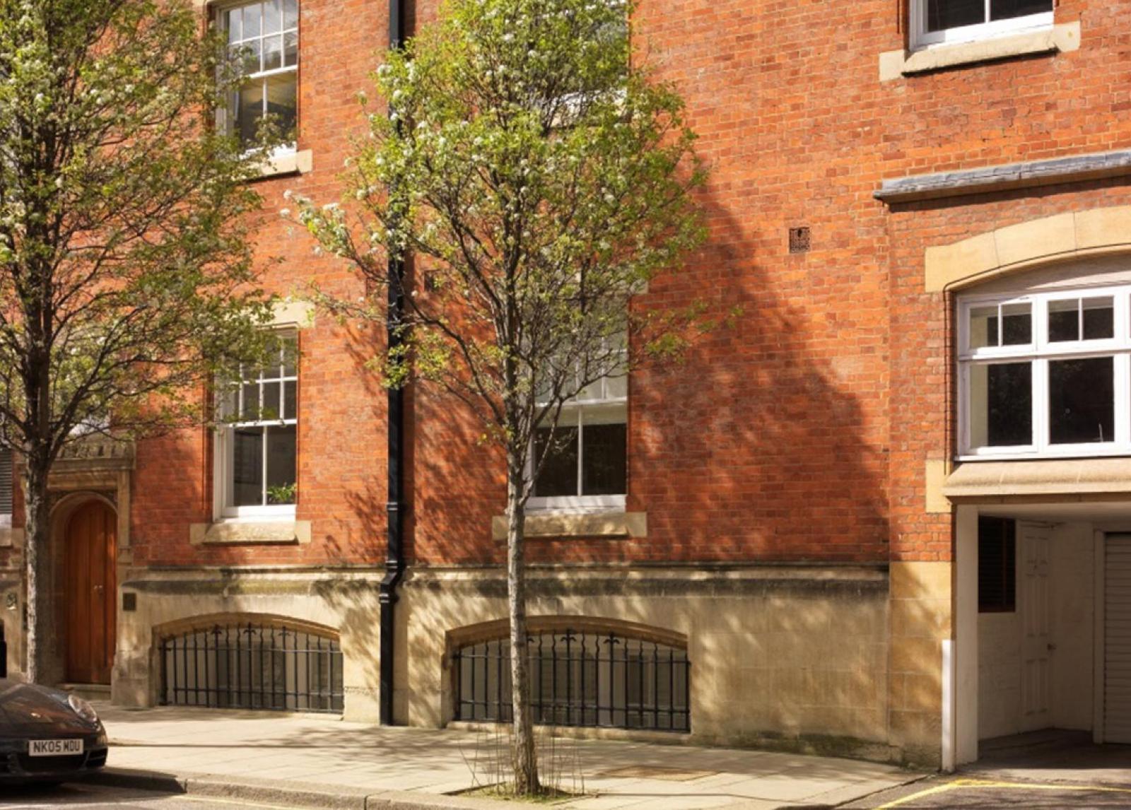 Argyll - 29 Farm Street