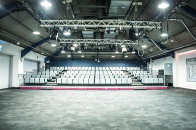 Auditorium (New..)