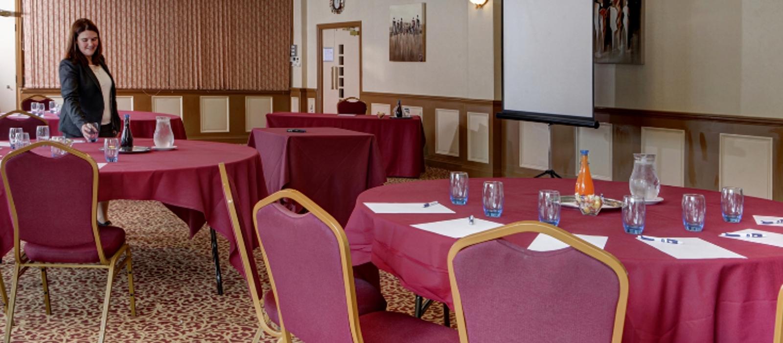 Cezanne Meeting Room
