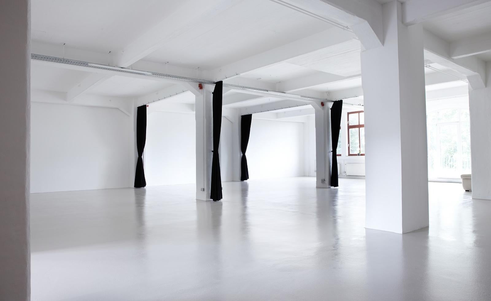 Yakeu Studio