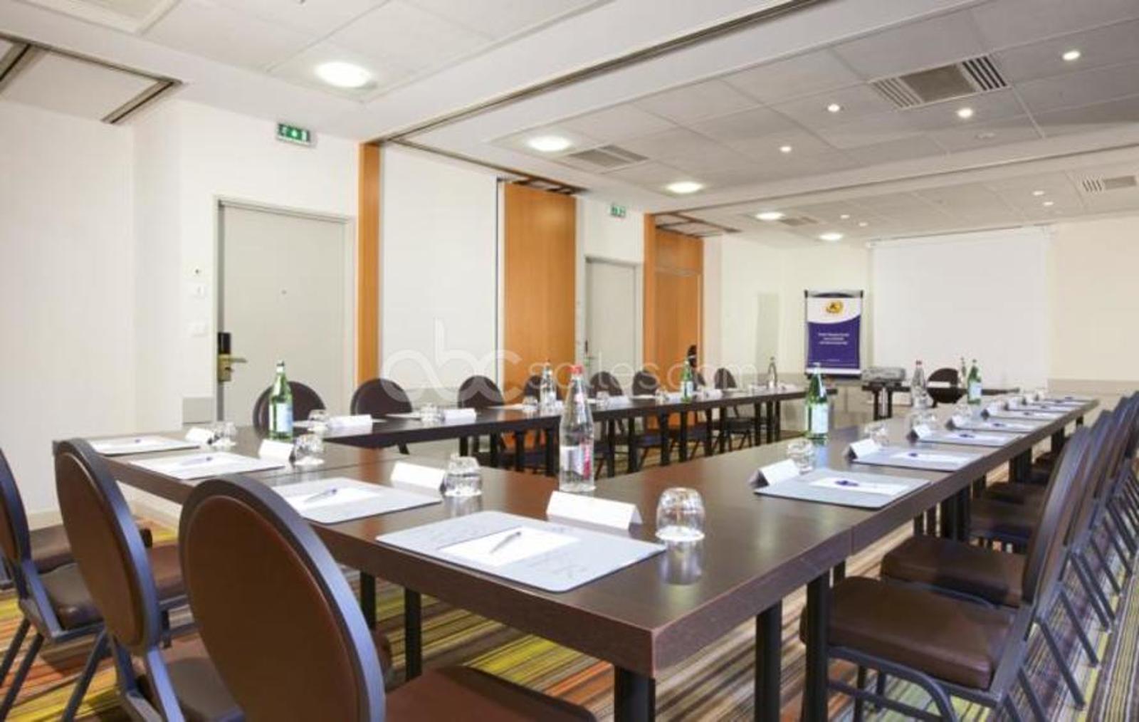 Salle de réunion 4