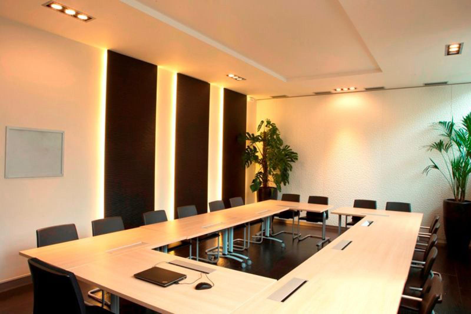 Salle de réunion 7