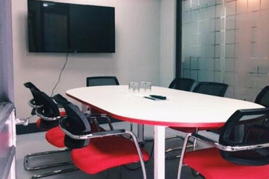 WERKS CENTRAL MEETING ROOM