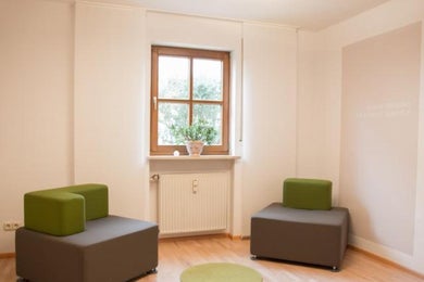 Authentica small room