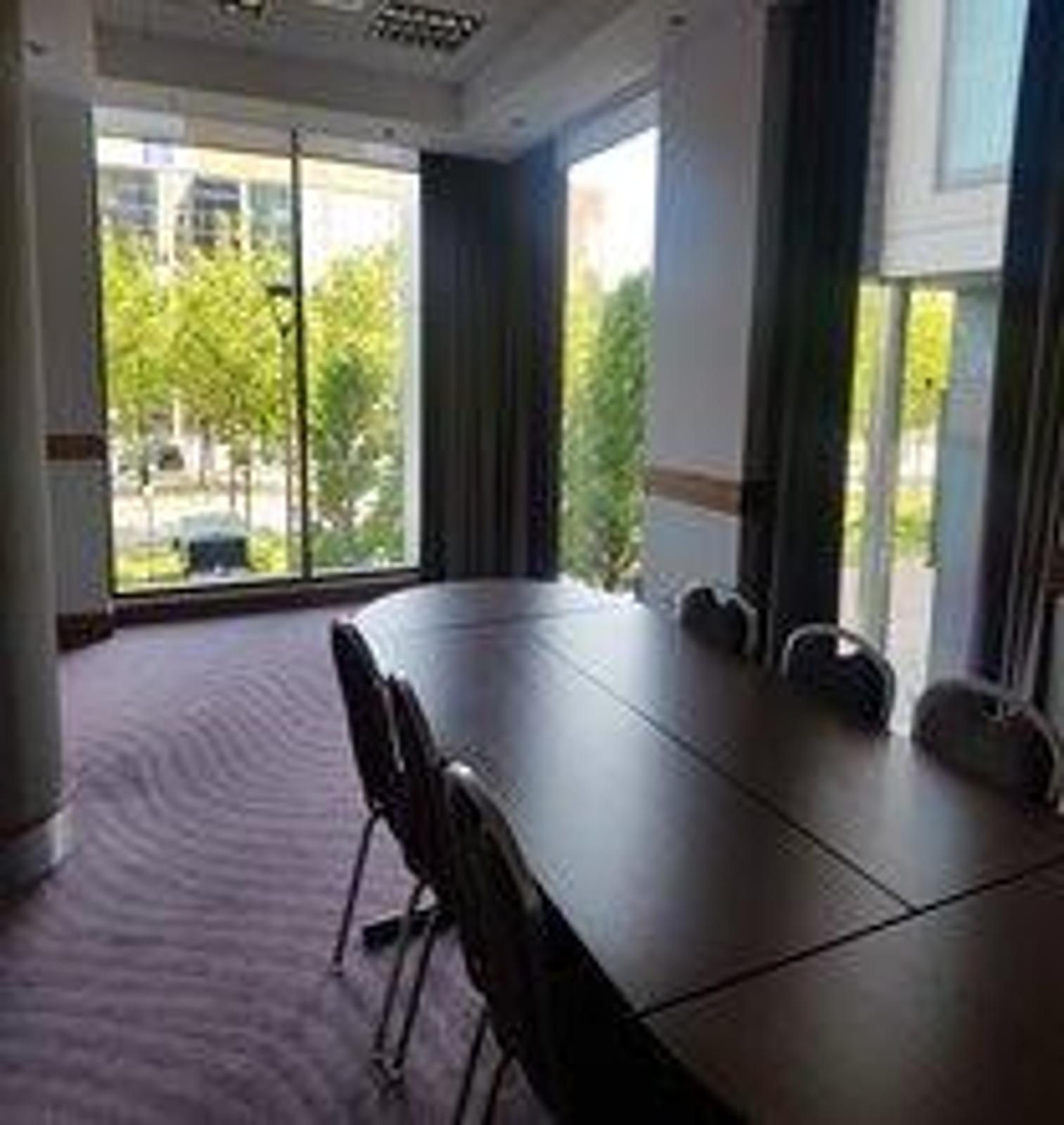 Suite 101
