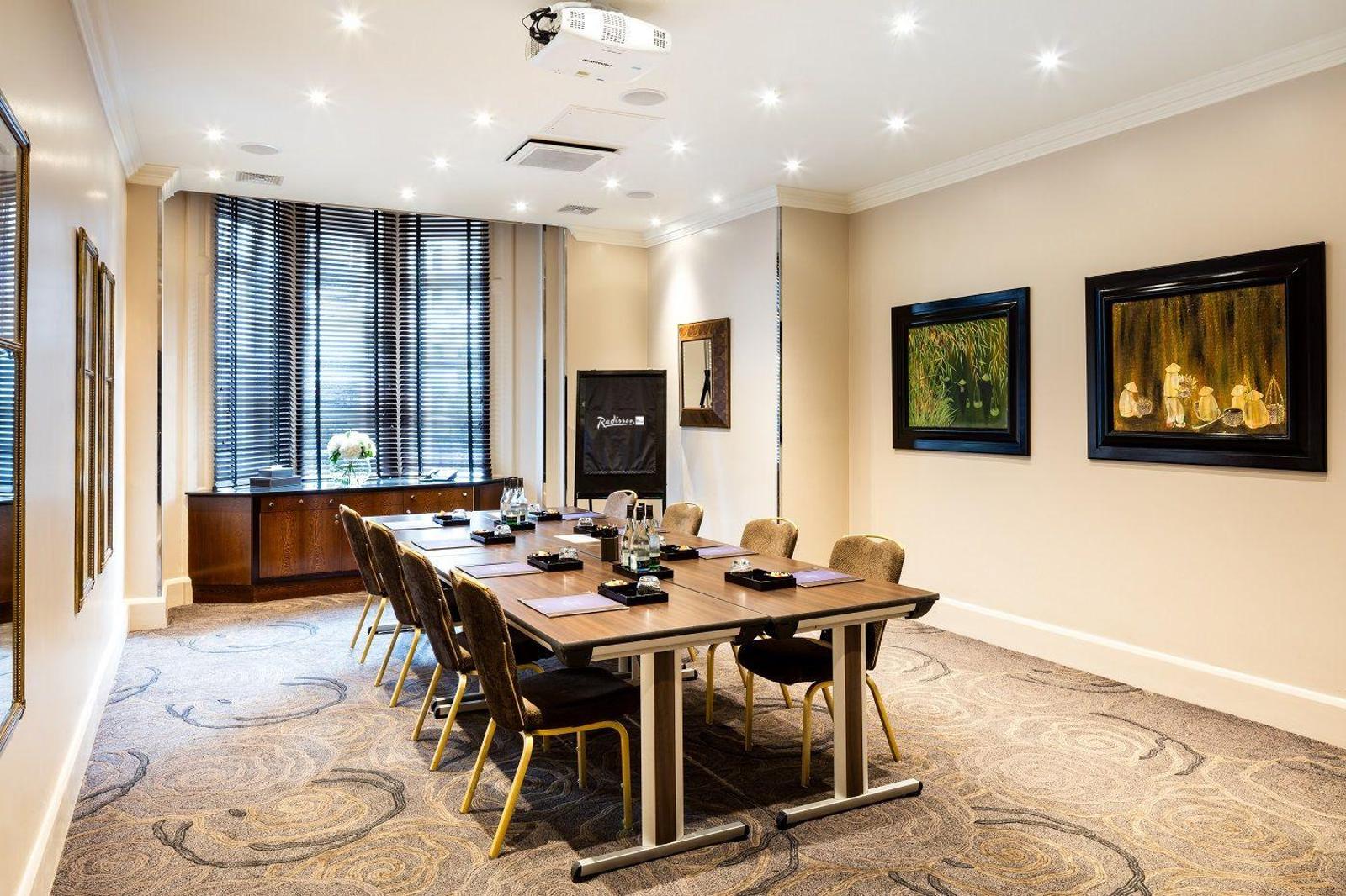 Private Room 7