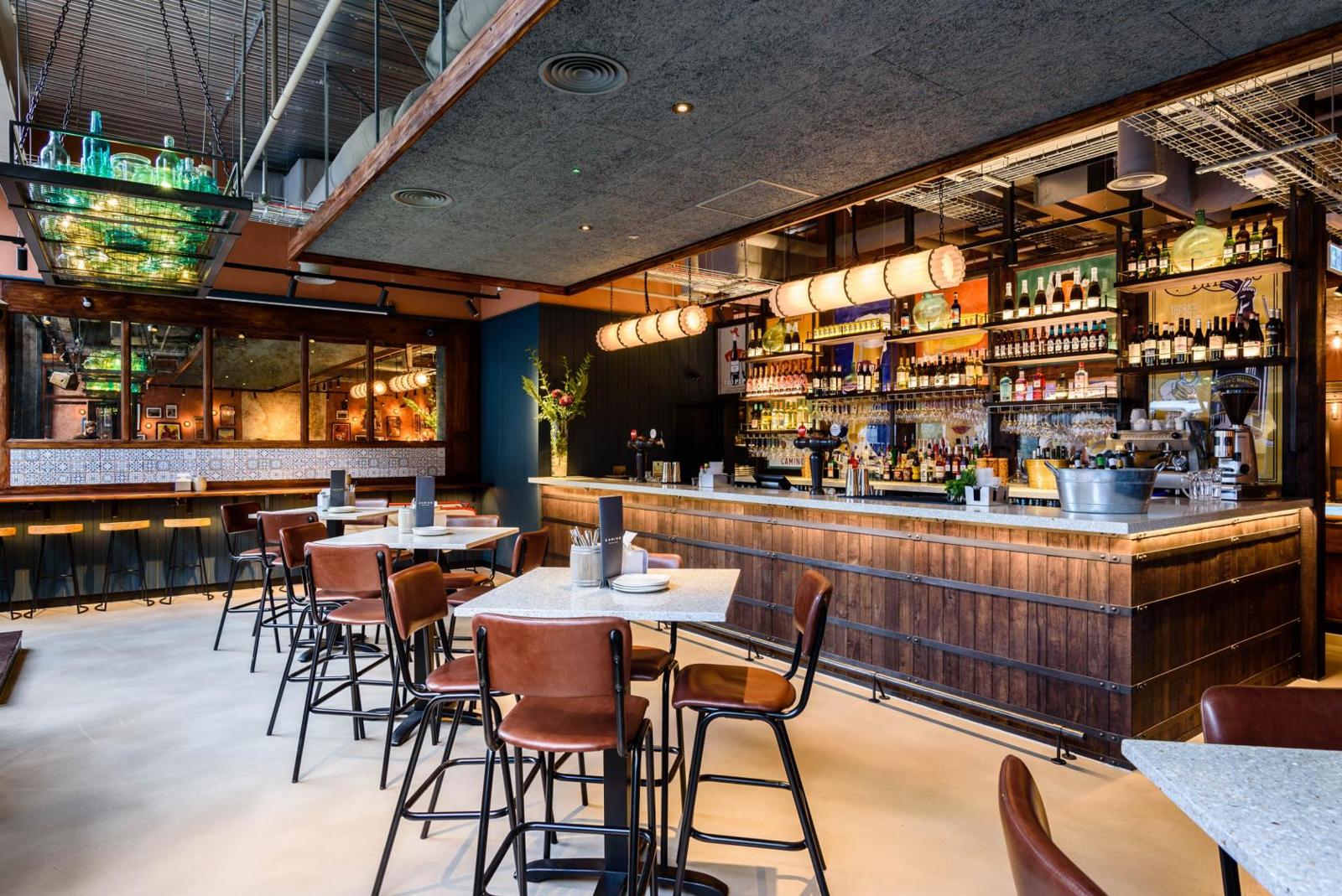 Main Bar (New..)