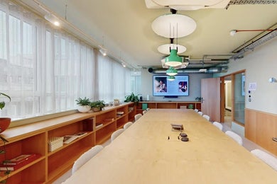 Meeting Room 13
