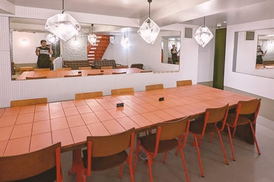 FWD:Coffee Farringdon basement