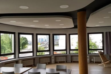 PIER F 