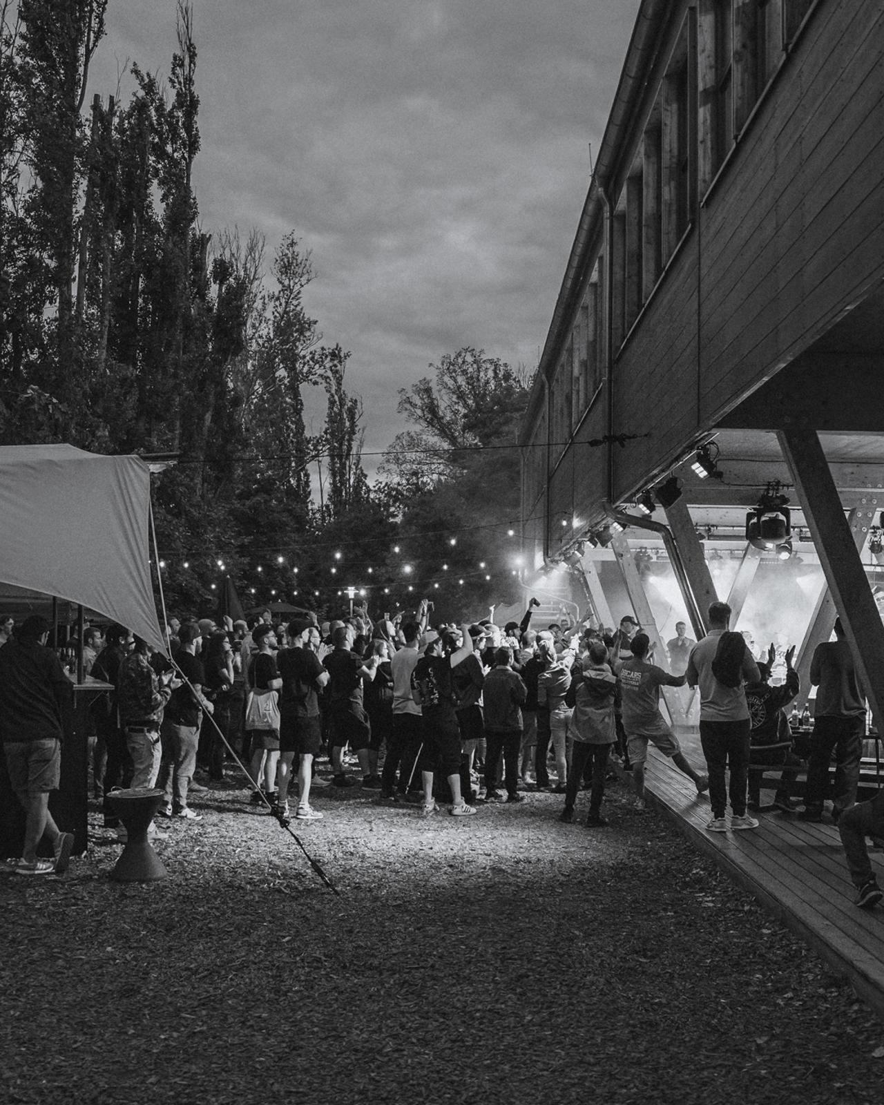 Deux Temple x Wellenwerk Berlin