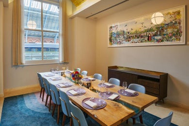 The Tasting Room (New..)