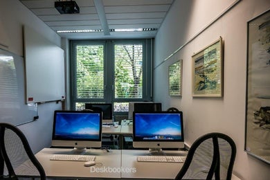 Schulungsraum mit Computer in München - cmt - Raum Laim
