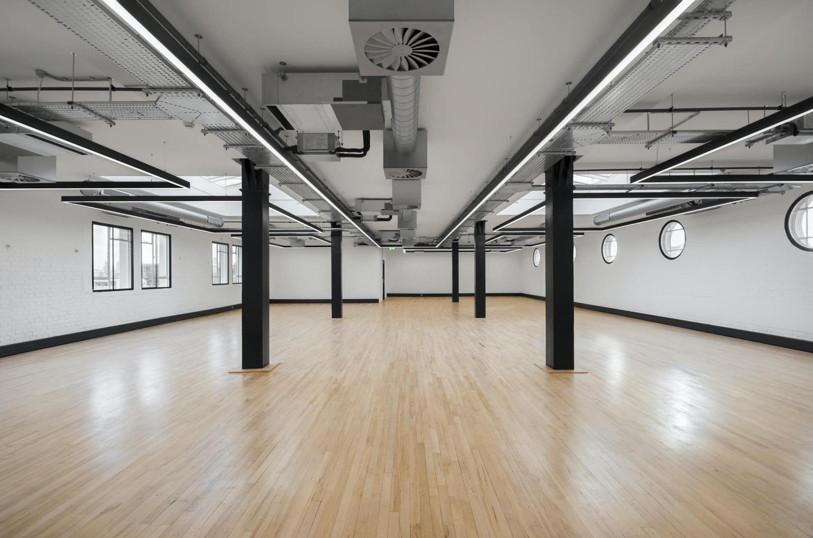 Workspace - Centro Buildings