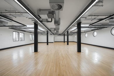 Workspace - Centro Buildings