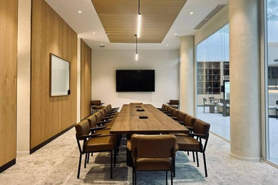 Salle de réunion - 18 personnes (MT018)