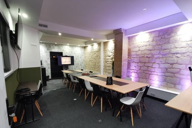 Salle de réunion - de 13 à 18 personnes