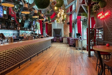 Impossible Bar & Restaurant