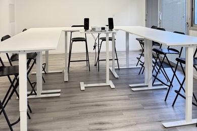 Salle de réunion / formation – jusqu’à 18 personnes – parking gratuit