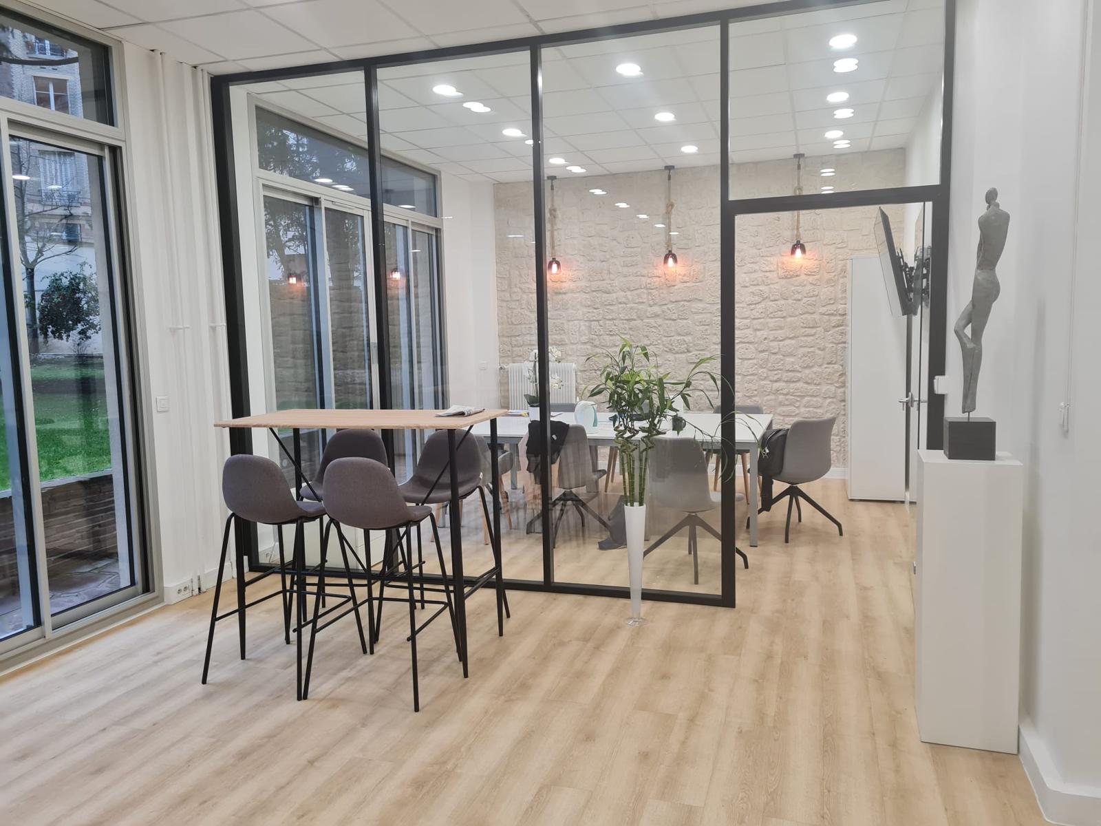 Espace de travail Vue Jardin au Calme - Ternes