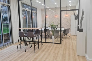 Espace de travail Vue Jardin au Calme - Ternes