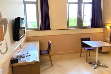 Eurotraveller Hotel Premier