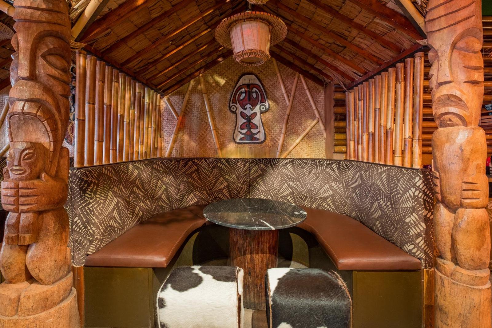 Tiki Hut