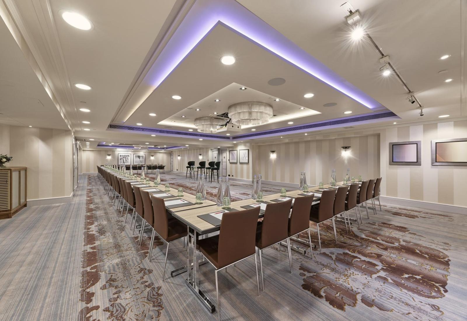 Mayfair Suite