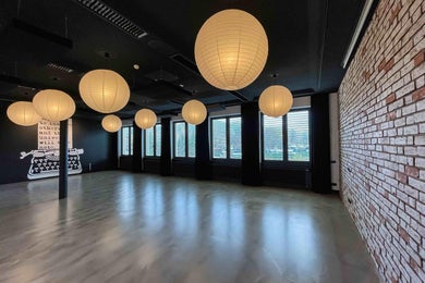 Studio 4